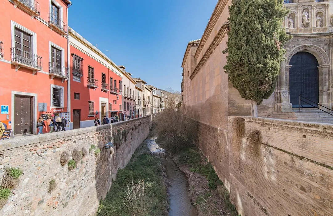 Apartamentos Caballerizas Con Parking Gratuito-1